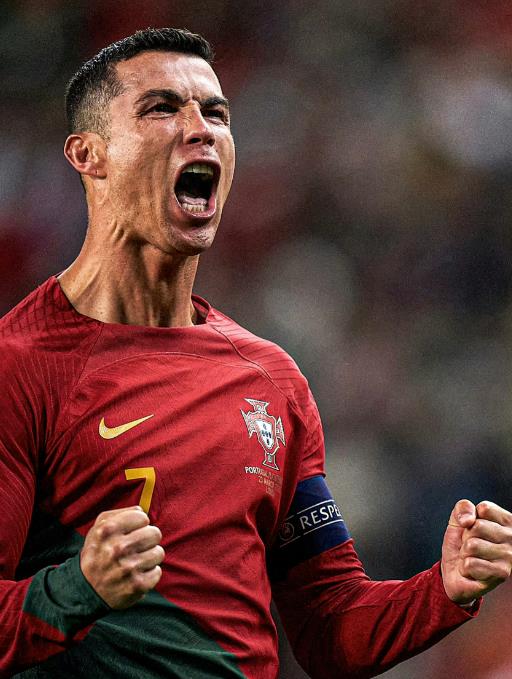 包含巴塞罗那不断突破！，哈兰德连续十二场比赛得分超过出色发挥赛场气氛高涨的词条爱游戏网页版官方下载